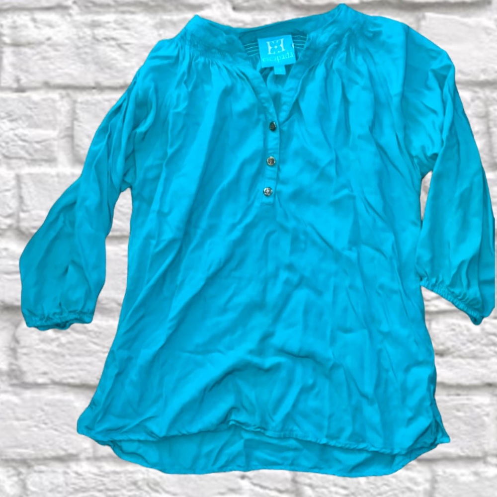 ESCAPADA shirt size small